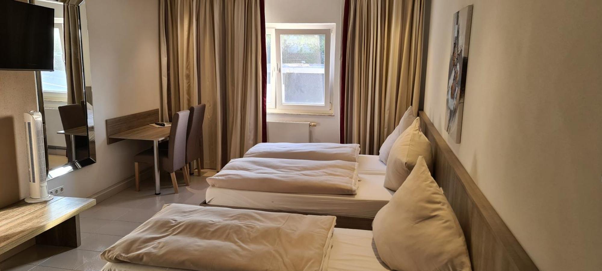 Bach Hotel ポルタ・ヴェストファーリカ エクステリア 写真